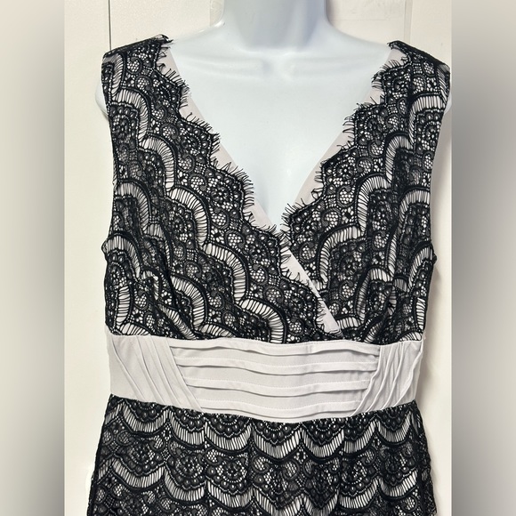 Sangria Cocktail Dress - Picture 2 of 5